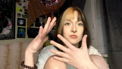 Alisa online show from April 21, 10:01 pm
