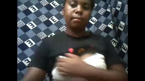 Snapshot of deliah712909 chatting on January 12, 10:23 am deliah712909 online show from January 12, 10:23 am