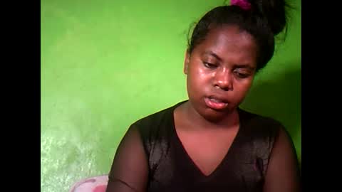 Snapshot of deliah712909 chatting on February 6, 12:05 pm deliah712909 online show from February 6, 12:05 pm