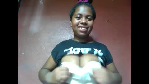 Snapshot of deliah712909 chatting on February 24, 3:53 pm deliah712909 online show from February 24, 3:53 pm