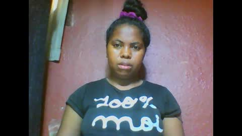 Snapshot of deliah712909 chatting on February 25, 5:41 am deliah712909 online show from February 25, 5:41 am