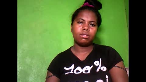 Snapshot of deliah712909 chatting on February 25, 12:03 pm deliah712909 online show from February 25, 12:03 pm