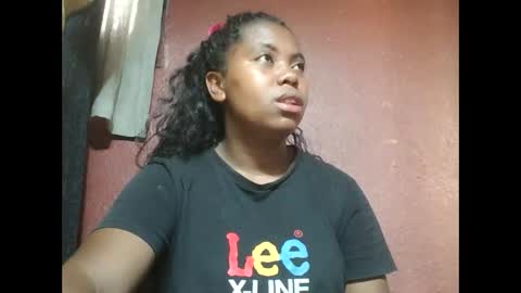 Snapshot of deliah712909 chatting on March 1, 6:13 am deliah712909 online show from March 1, 6:13 am