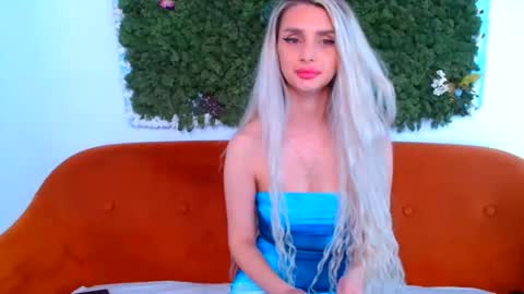 deliciaalove online show from March 3, 8:26 pm