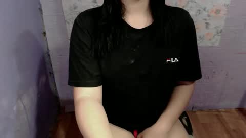 delicious_hanna17 online show from February 7, 6:06 am