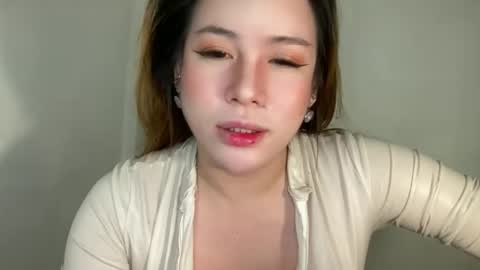 iyalicious online show from February 6, 7:40 pm