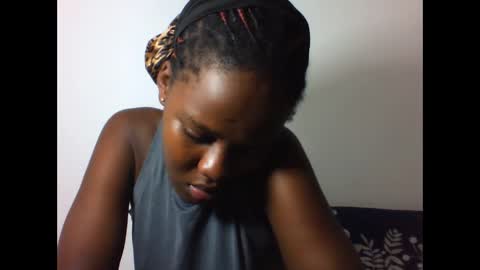 EVAH online show from March 14, 8:42 am