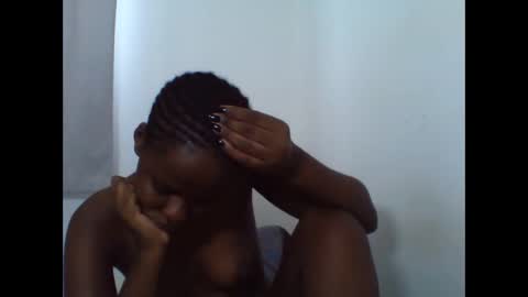 Snapshot of deliciousbabe01 chatting on May 7, 11:48 am EVAH online show from May 7, 11:48 am