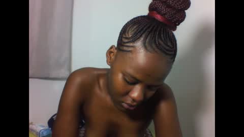 Snapshot of deliciousbabe01 chatting on June 8, 4:07 pm EVAH online show from June 8, 4:07 pm