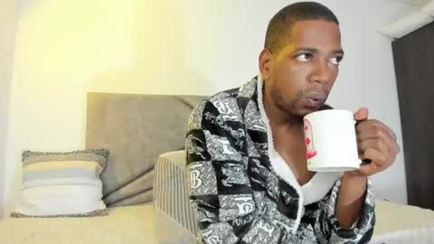 Jean paul and Salome online show from April 26, 11:08 am