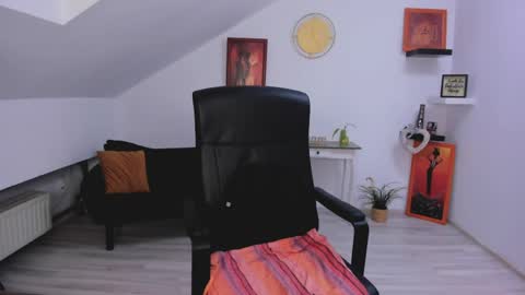 DeliciousLolly online show from April 27, 3:26 am