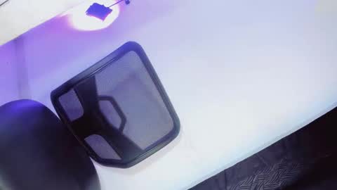 Snapshot of delicius_girlts chatting on November 30, 12:42 pm delicius_girlts online show from November 30, 12:42 pm