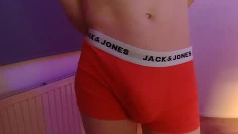 Delight  19 online show from December 2, 5:52 pm