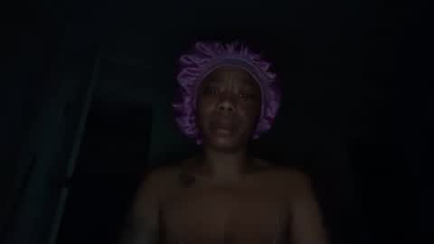 delightfuldark online show from November 13, 7:40 am