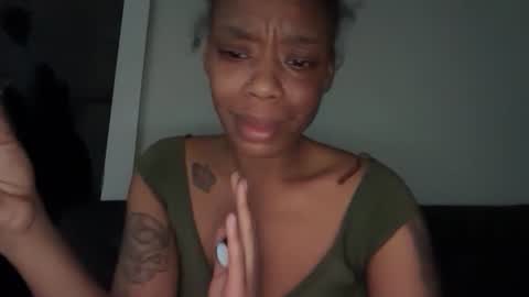 delightfuldark online show from January 5, 5:49 pm