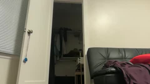 delightfuldark online show from June 2, 9:33 am