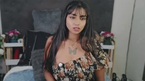 Snapshot of delilah_blazee chatting on July 23, 9:13 pm Delilah Blaze online show from July 23, 9:13 pm