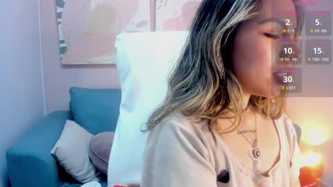 Snapshot of delilah_fix chatting on December 29, 1:49 pm della online show from December 29, 1:49 pm
