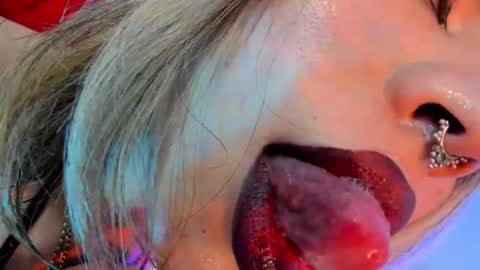 della online show from March 26, 9:42 pm