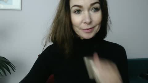 Snapshot of delilah_sweet chatting on February 11, 6:01 pm delilah_sweet online show from February 11, 6:01 pm