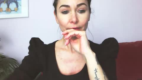 delilah_sweet online show from December 4, 2:37 pm