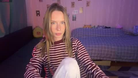 Snapshot of dellacampbell chatting on May 12, 3:20 pm Della online show from May 12, 3:20 pm