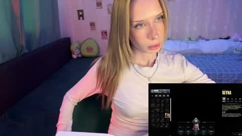 Snapshot of dellacampbell chatting on May 14, 1:51 pm Della online show from May 14, 1:51 pm