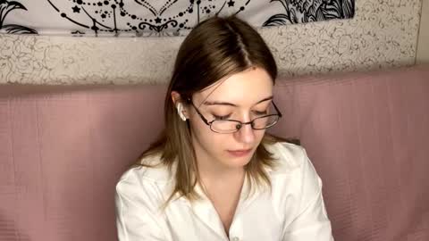 Sia online show from January 8, 12:18 pm