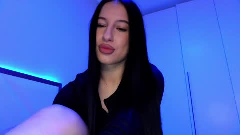 delly_love online show from April 1, 7:22 pm