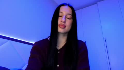 delly_love online show from April 28, 8:14 pm