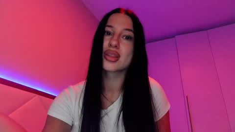 Snapshot of delly_love chatting on July 1, 7:57 pm delly_love online show from July 1, 7:57 pm