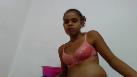 delphine online show from February 20, 3:36 am