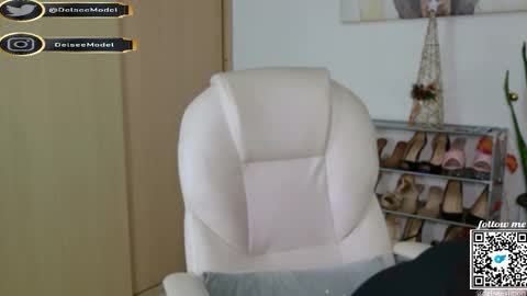  Delsee   online show from December 14, 4:23 pm