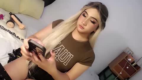 Chesca online show from January 10, 11:54 am