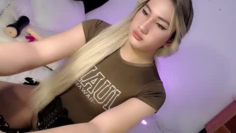 Chesca online show from January 29, 2:51 am