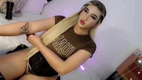 Chesca online show from February 9, 9:39 pm