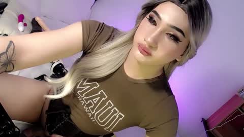 Chesca online show from February 15, 1:42 am