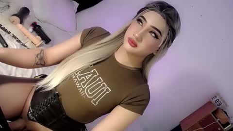 Chesca online show from February 19, 5:49 pm