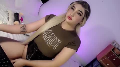 Chesca online show from February 20, 3:41 pm