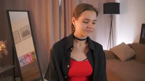 Hi my name is Sari nice to see you in my Room online show from July 8, 4:06 am