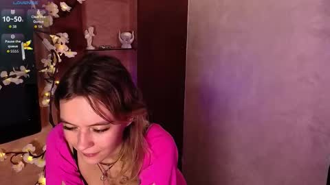 Snapshot of demonacast chatting on November 20, 7:35 pm Katrine online show from November 20, 7:35 pm