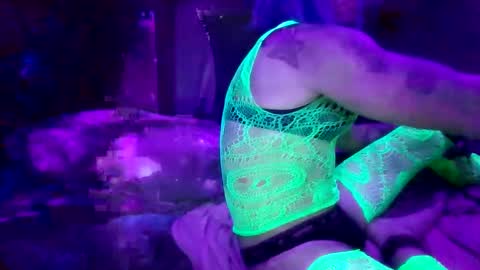 Demondelight666 online show from December 22, 1:19 pm