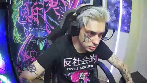 Snapshot of demonic_souls chatting on October 30, 6:52 pm Rick online show from October 30, 6:52 pm