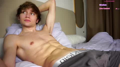 Snapshot of demoninangel chatting on December 3, 12:57 am Dave19  online show from December 3, 12:57 am