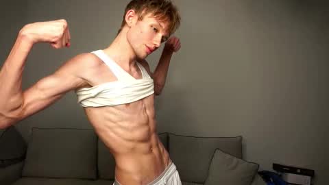 Snapshot of demoninangel chatting on September 27, 6:51 am Dave19  online show from September 27, 6:51 am