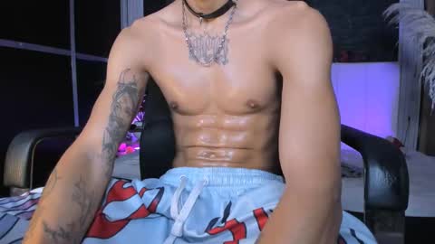 Snapshot of demonkush_ chatting on February 26, 9:21 am DemonKush online show from February 26, 9:21 am