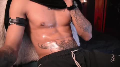 Snapshot of demonkush_ chatting on April 25, 12:13 am DemonKush online show from April 25, 12:13 am