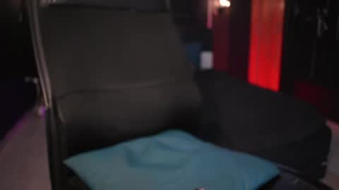 Snapshot of demonkush_ chatting on May 13, 5:38 am DemonKush online show from May 13, 5:38 am