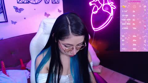 Demy  online show from December 7, 6:48 pm