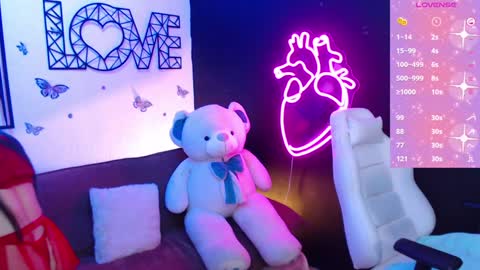 Demy  online show from December 18, 9:18 pm